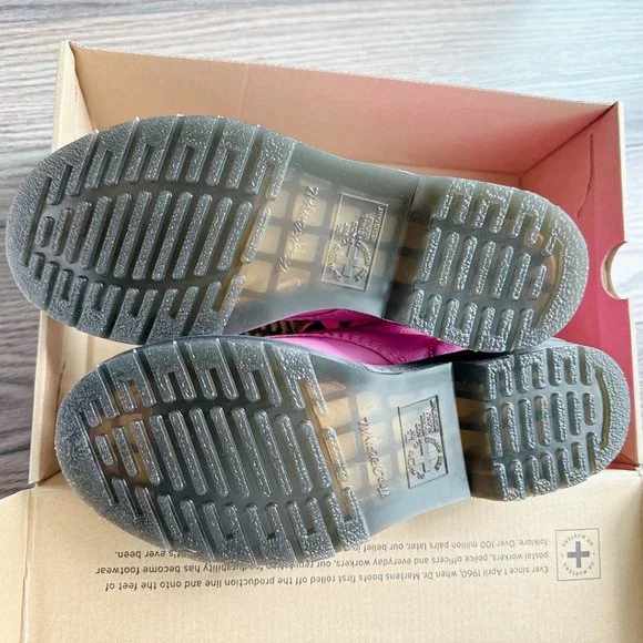 Dr. Martens 1460 Size 8 Pink Pascal Virginia Leather Boots women’s shoes - Picture 13 of 15